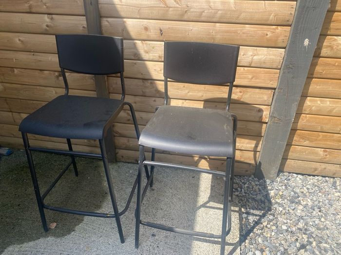 Black breakfast bar chairs