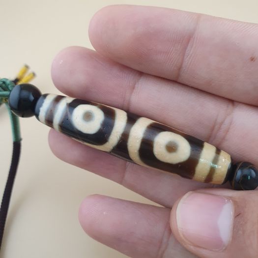 Vintage 3 Eyes Himalayan Tibetan Agate Dzi Bead Amulet