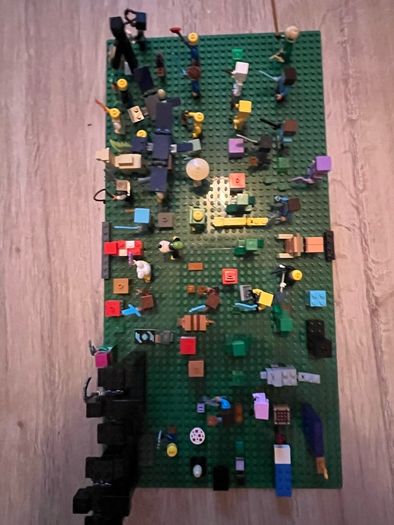LEGO Bundle Mixed Bricks and characters
