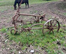 Vintage Farm Machinery - Job Lot