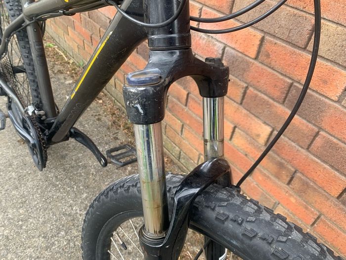 27.5 Inch Genesis Core10 mountain bike