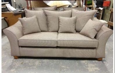 Furniture Newly reupholstered