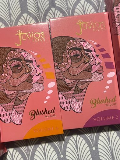 Juivas place blush duo palettes