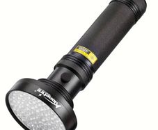 128 LED powerful UV torch in box w/batteries