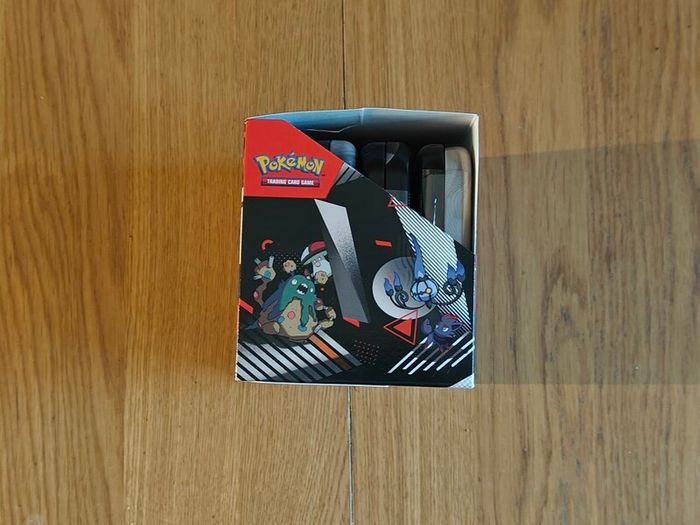 Pokemon Black Bolt & White Flare Mini Tin Display
