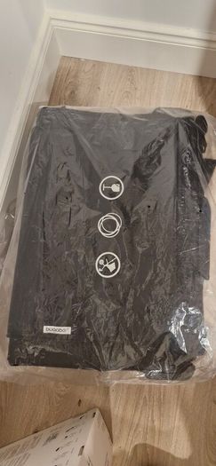 Never used bugaboo double buggie travel case