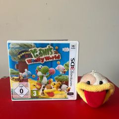 Poochy & Yoshi's Woolly World Nintendo 3DS + Rare Yarn Poochy Amiibo Bundle