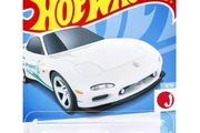 Hot Wheels 95 MAZDA New On Card
