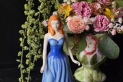 ROYAL DOULTON The Gemstones Collection Figurine September SAPPHIRE with Swarovski gemstone