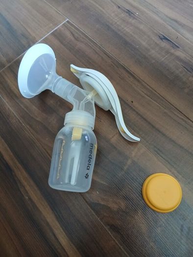 MEDELA harmony manual breast pump