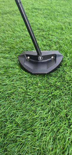 Lab DZ 1 putter