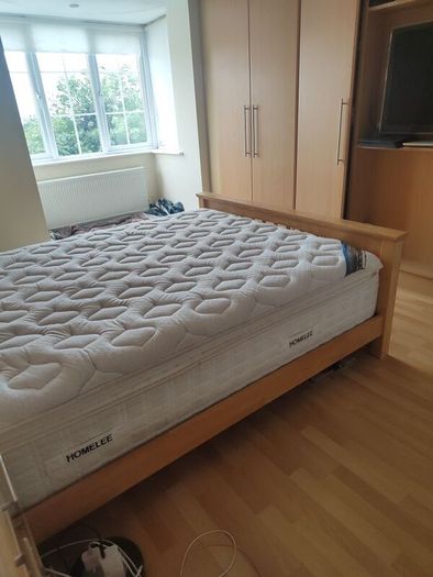 King size bed