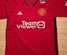 Manchester United home jersey size small