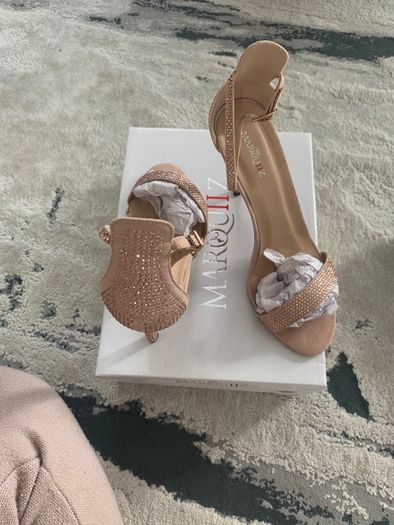 high heels sandals