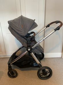Maxi Cosi Zelia Luxe travel system