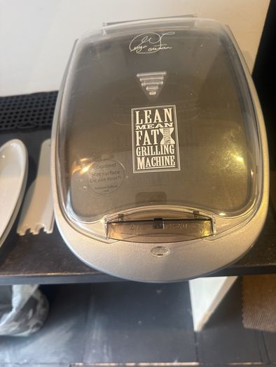 Grill. George. Foreman