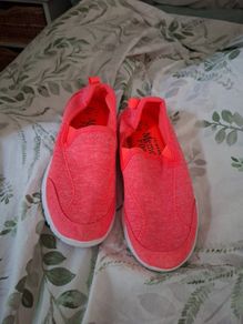 Light shoes
