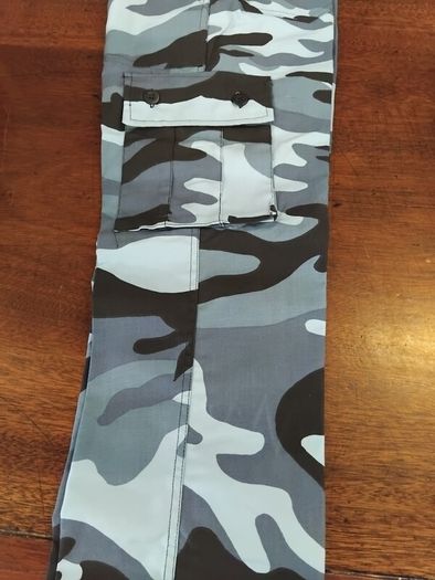 Waist Size 26 Midnight Camo Trs