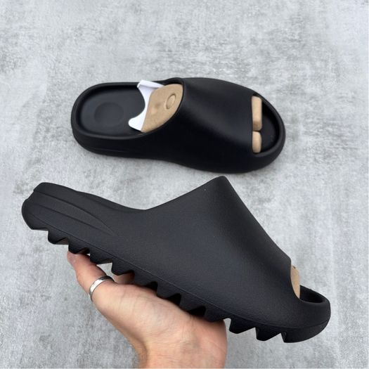 Black Yeezy Sliders