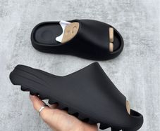 Black Yeezy Sliders
