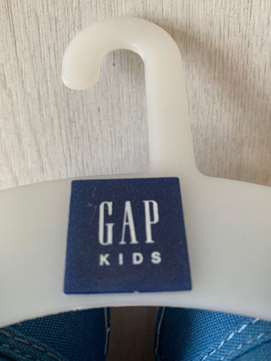 Gap Kids Shark Slip On Shoes UK 1 BRAND NEW