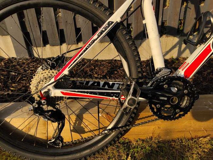 Giant Xtc 2 Mountain Bike (Medium, 26" Wheel)