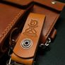 leather wallet with chain Image 5