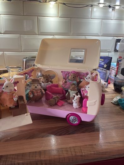 sylvanian families