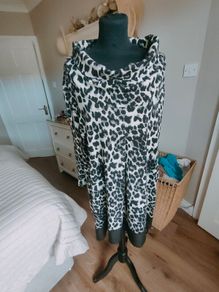 Top leopard print