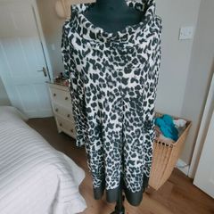 Top leopard print