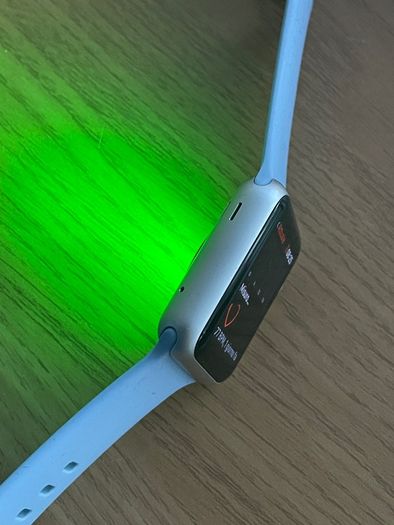 Apple Watch series 1 with box and 5 straps