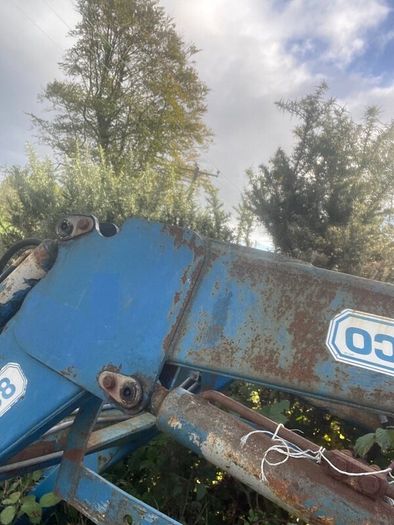 Tractor loaders