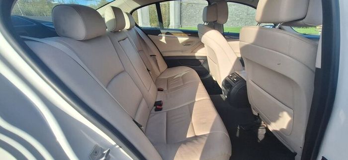 BMW 5-Series 2013