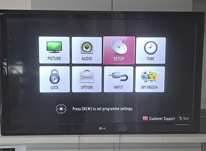 42"inch Lg Tv Practically New