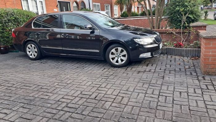 Skoda Superb 2013 1.6 greenline AMBGL NCT