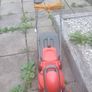 lawnmower and strimmer Image 3