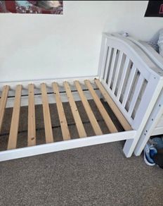 Single bed