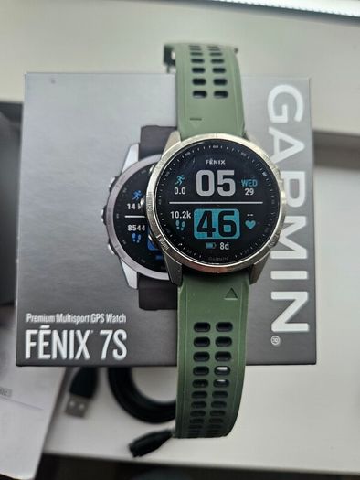 Garmin Fenix 7s with AMOLED Touchscreen and Warranty