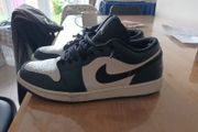 Air Jordan 1