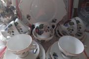 Gladstone Twenty One Piece Teaset