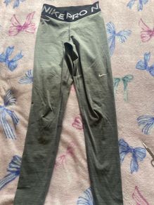 Nike Pro leggings-grey