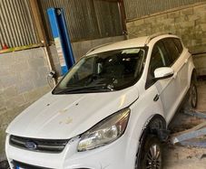 2016 ford kuga top spec breaking