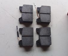 Peugeot 504 / 505 / 604 Brake Pads.