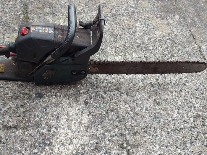 PARKSIDE 117db Petrol Chainsaw, well used but still in very good condition, not tested
