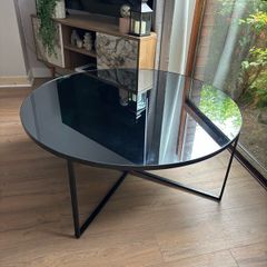 Black mirrored coffee table