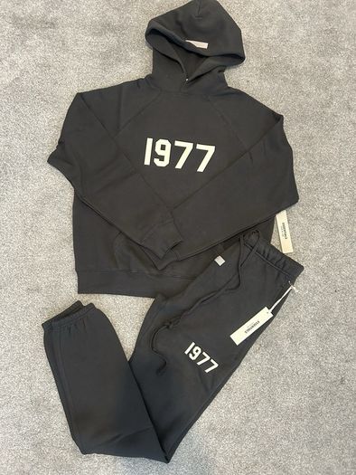 1977 essentials fear of god