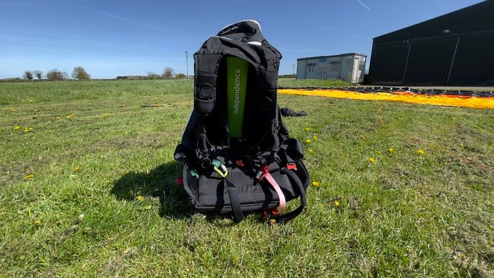 Independence Pioneer M paraglider + Independence Logo! Pro harness (with reserve chute) sold as a set