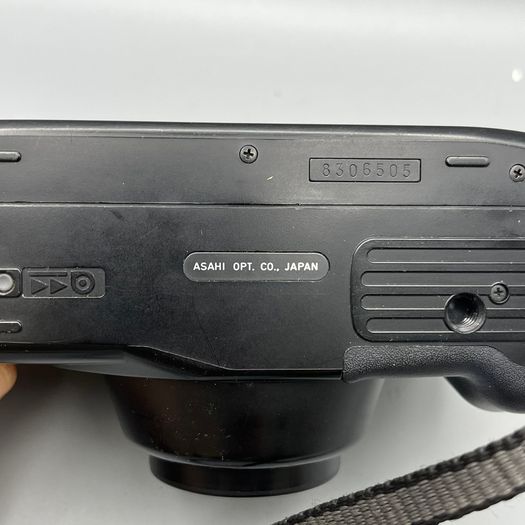 Pentax Zoom 90 35mm Film Point and Shoot Camera Black Tested