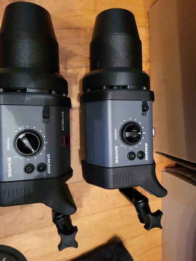 Bowens GM200 Studio lights