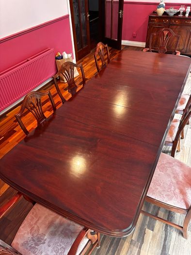 Beautiful Table and Chairs